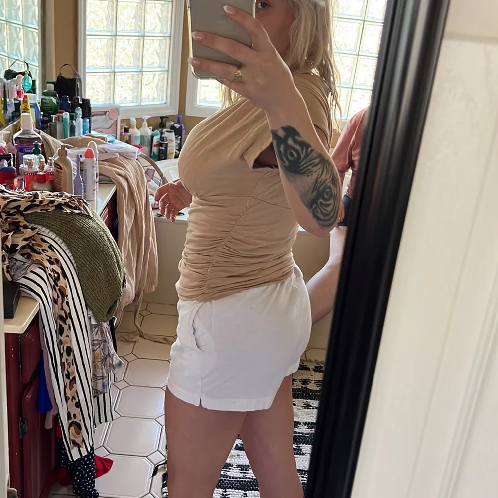 Tan Top - Size L - Picture 4 of 5